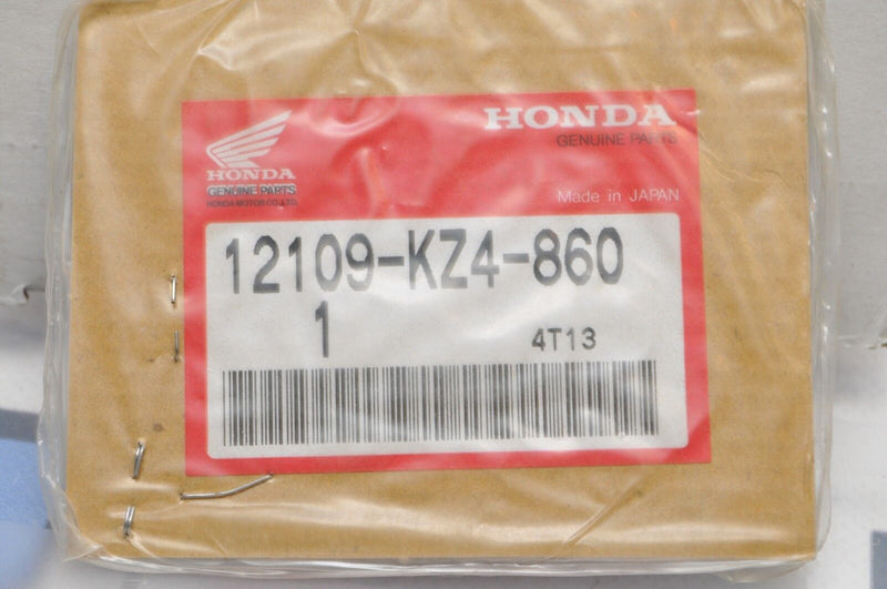 Honda CR125R Left Cylinder Gasket Cover - Powersports Gear Dealer & Accessories | Banner Rec Online Shop